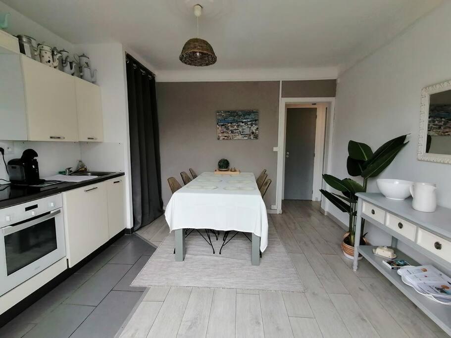 Maison Familiale Proche De La Mer Lancieux Exteriör bild